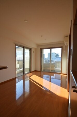 オアシスD棟の物件内観写真